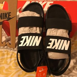Nike Tanjun Sandals